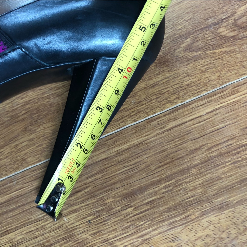 Tod’s Made in Italy Leather Heels - Picture 9 of 11